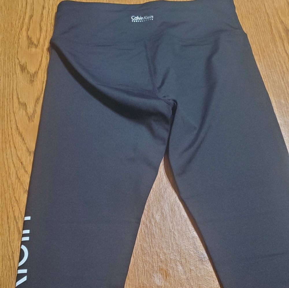 Calvin Klein Performance leggings, Small - Picture 4 of 6